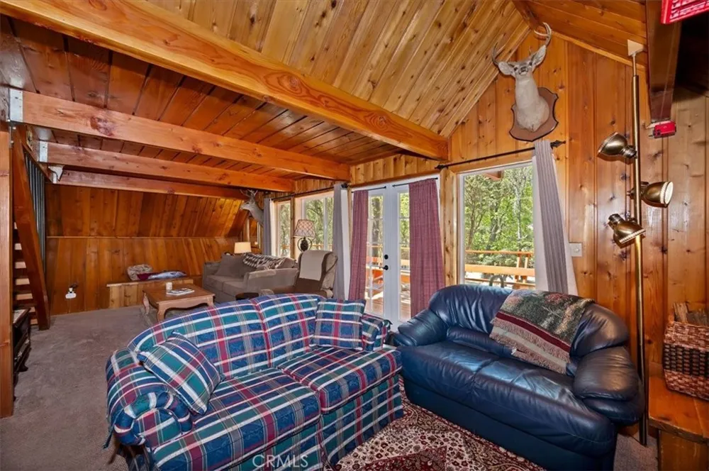 1710 Canyon Crest Big Bear Lake, CA 92315