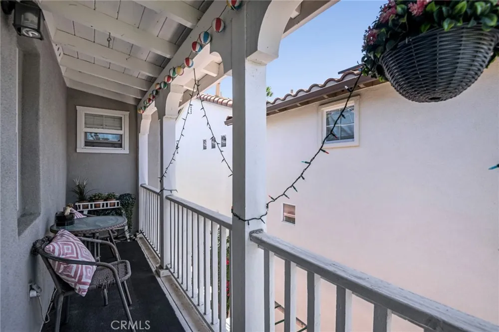 32 Sklar Ladera Ranch, CA 92694