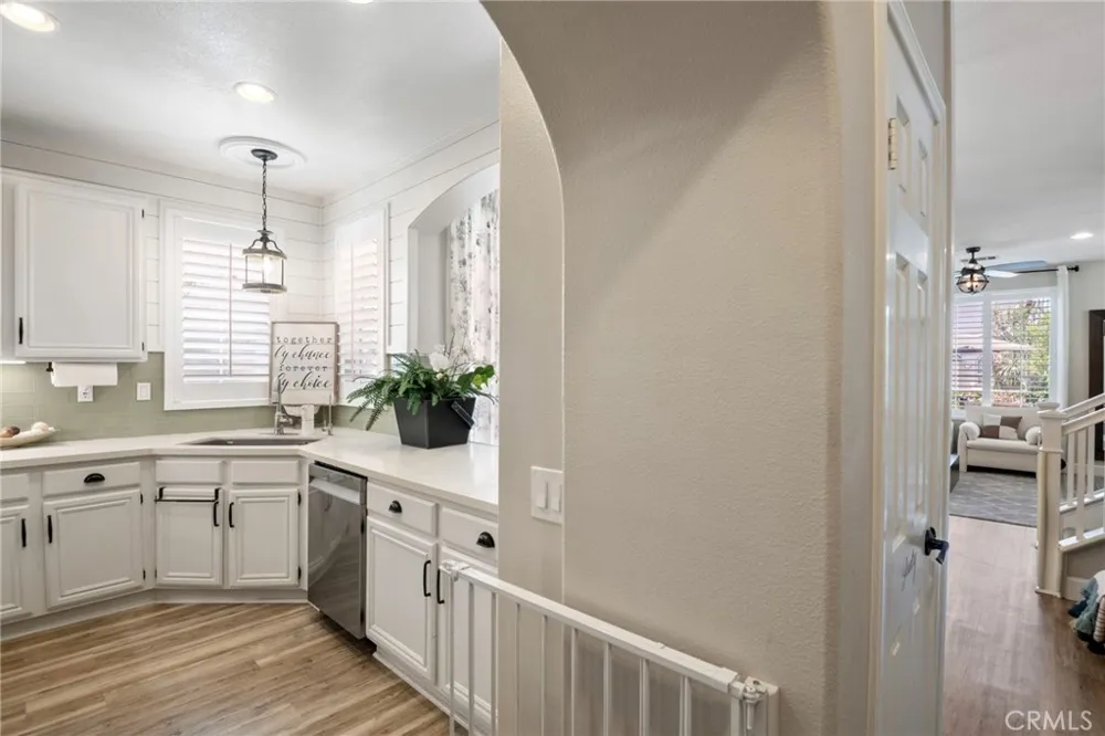 32 Sklar Ladera Ranch, CA 92694