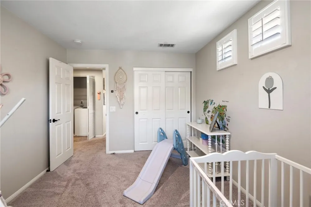 32 Sklar Ladera Ranch, CA 92694