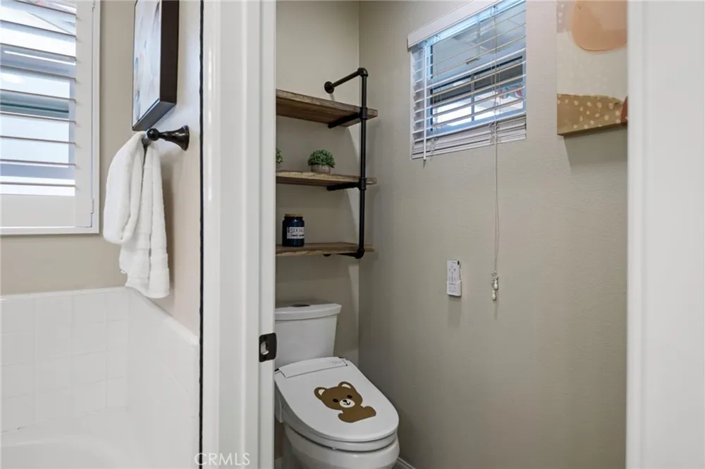 32 Sklar Ladera Ranch, CA 92694