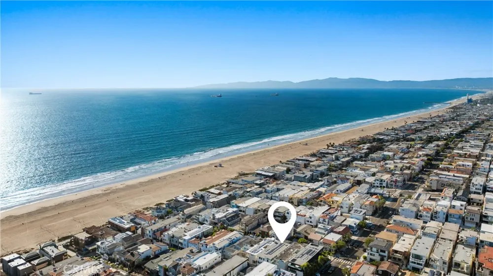 220 20th Street Manhattan Beach, CA 90266
