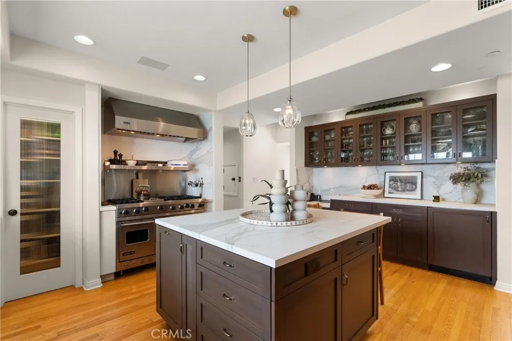 220 20th Street Manhattan Beach, CA 90266
