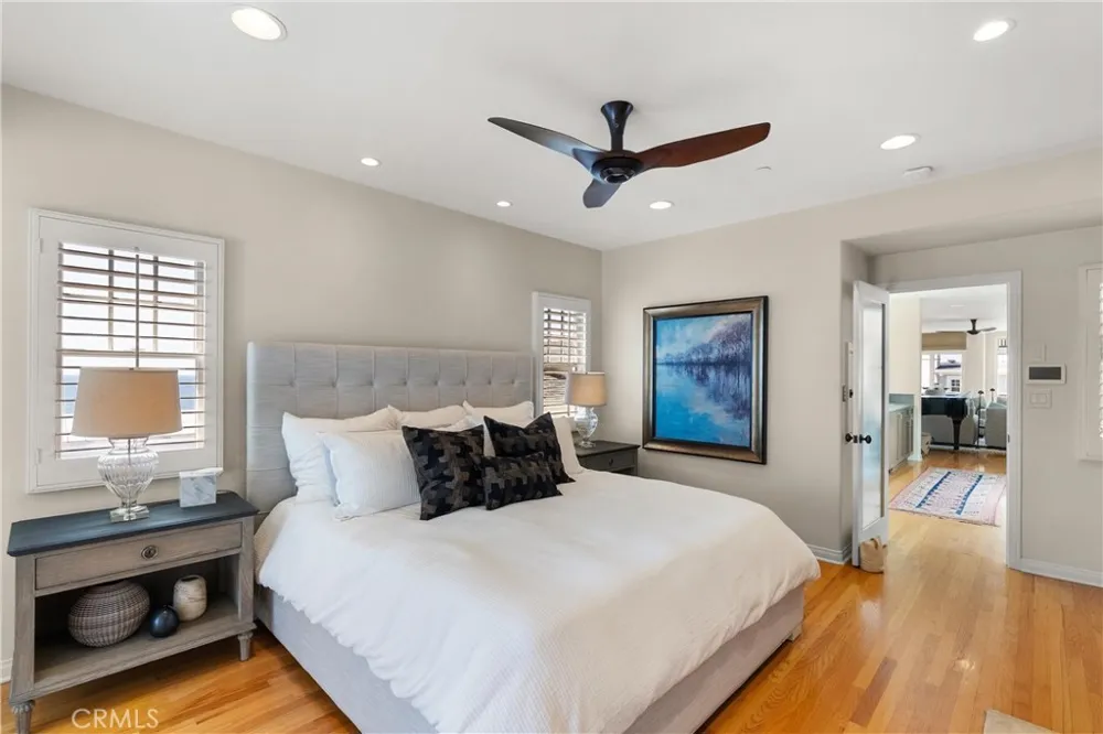 220 20th Street Manhattan Beach, CA 90266