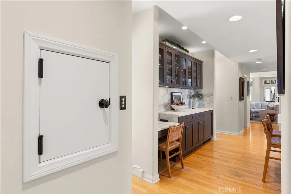 220 20th Street Manhattan Beach, CA 90266