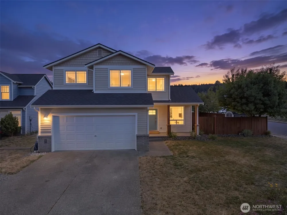 402 Orting Avenue NW Orting, WA 98360