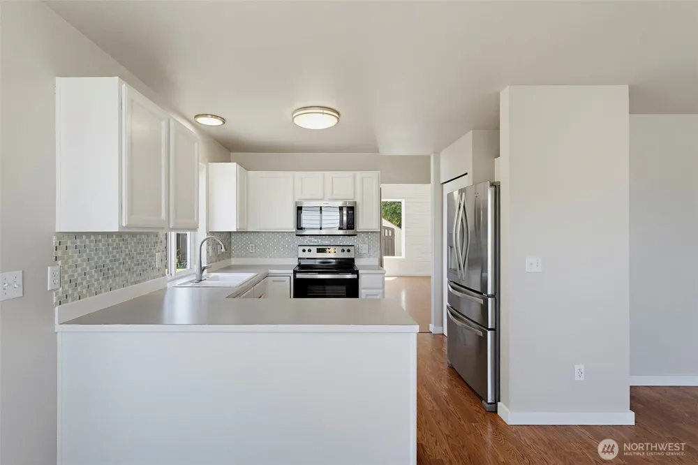 402 Orting Avenue NW Orting, WA 98360