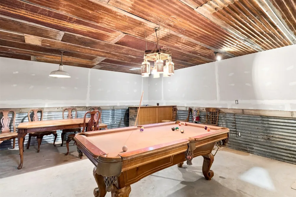 328 CR 1745 Mt Pleasant, TX 75455