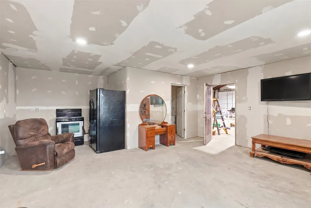 328 CR 1745 Mt Pleasant, TX 75455