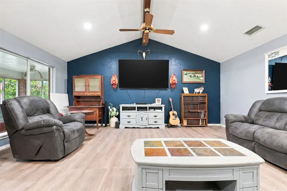 328 CR 1745 Mt Pleasant, TX 75455