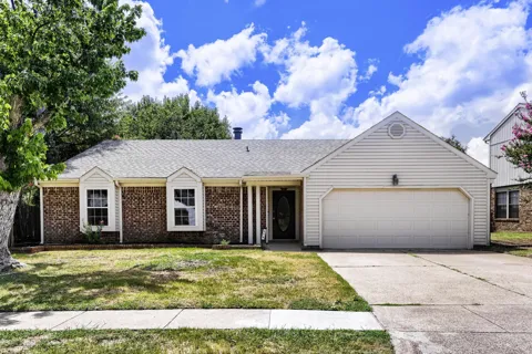 314 Sandlewood Lane