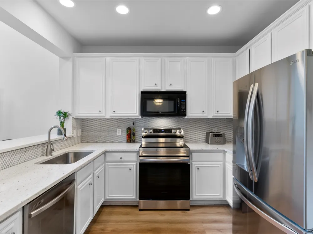 3106 Bedford Road Bedford, TX 76021