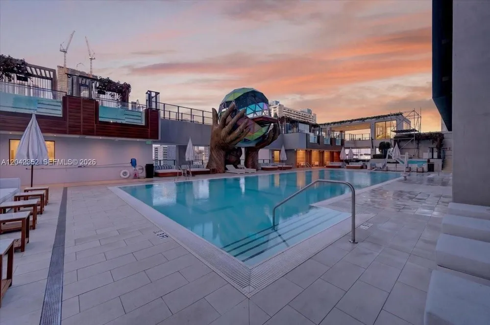20 NE 11th St #6003 Miami, FL 33132