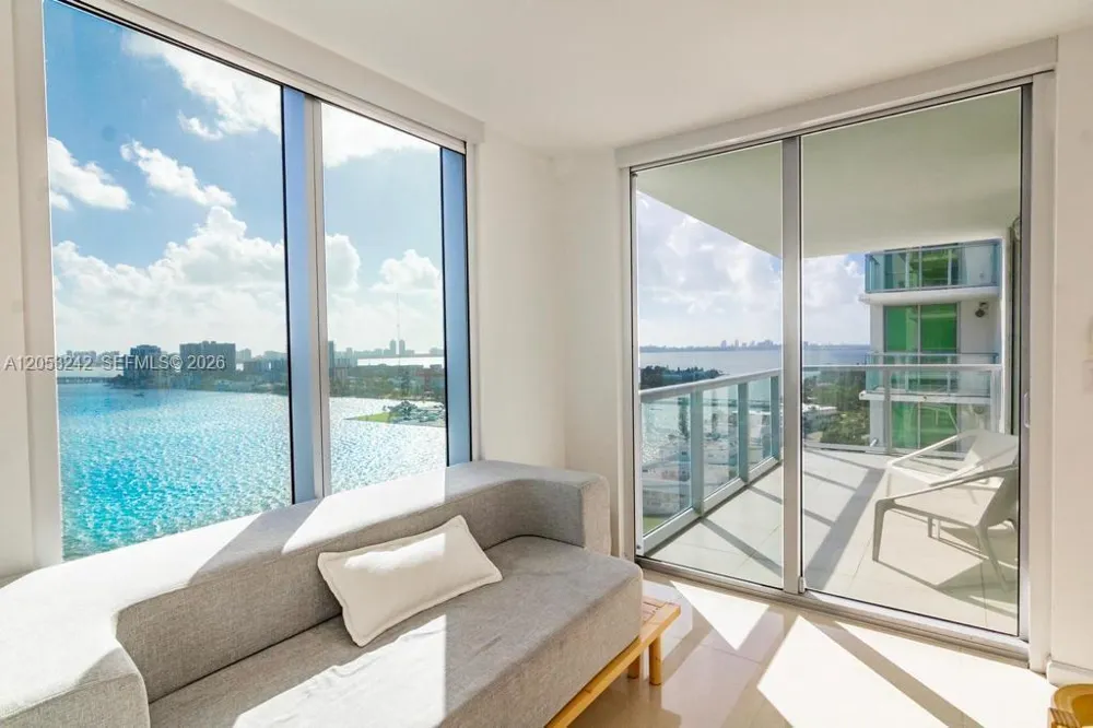 7928 East Dr #1604 + DEN North Bay Village, FL 33141