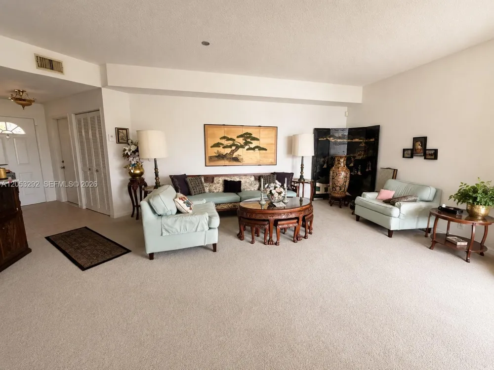 14817 Balgowan Rd #102-5 Miami Lakes, FL 33016