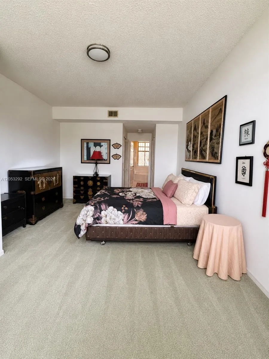 14817 Balgowan Rd #102-5 Miami Lakes, FL 33016