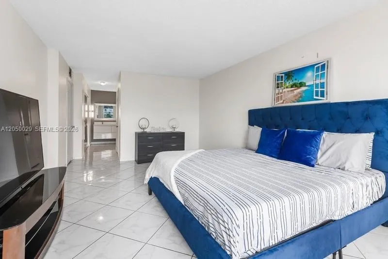 3800 S Ocean Dr #410 Hollywood, FL 33019
