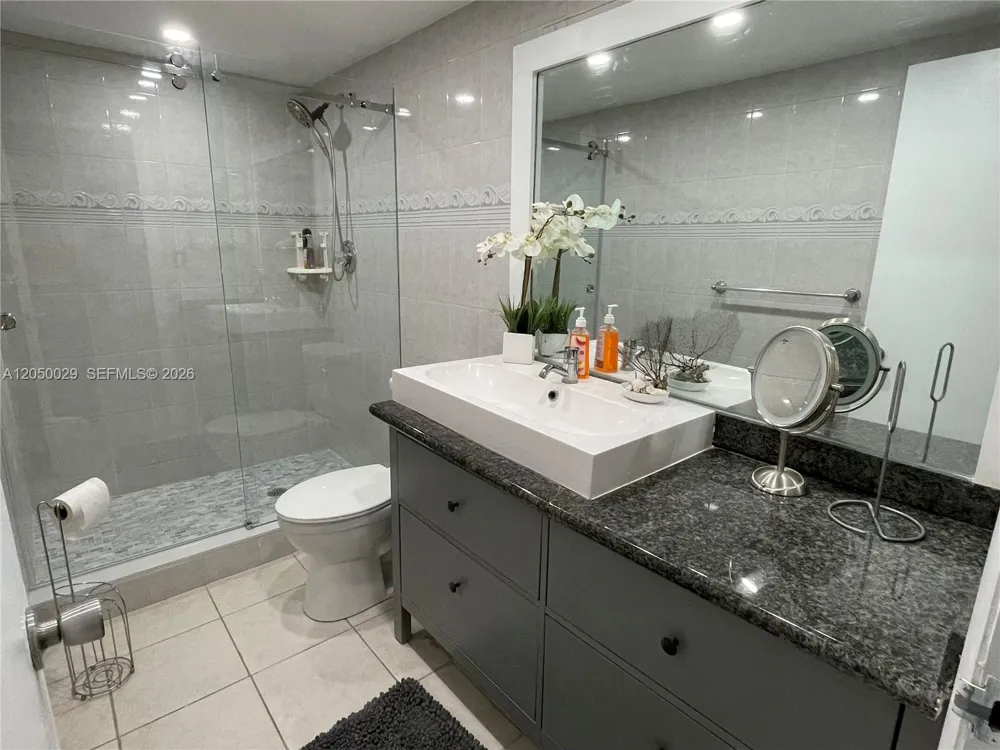 3800 S Ocean Dr #410 Hollywood, FL 33019