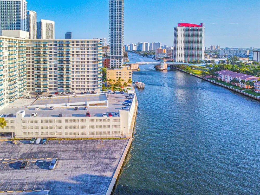 3800 S Ocean Dr #410 Hollywood, FL 33019