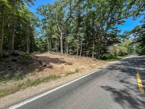 E River Road