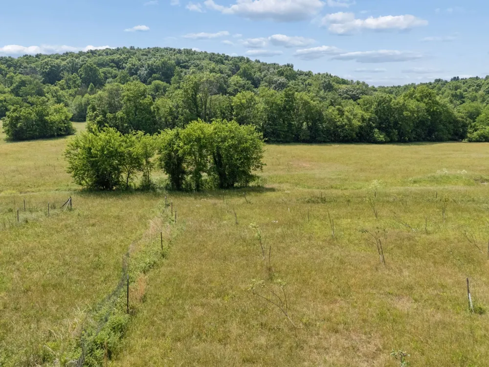 2063 Kennedy Creek Rd Auburntown, TN 37016