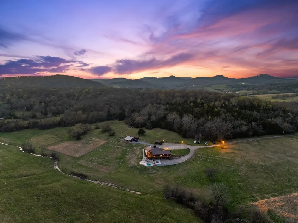 2063 Kennedy Creek Rd Auburntown, TN 37016