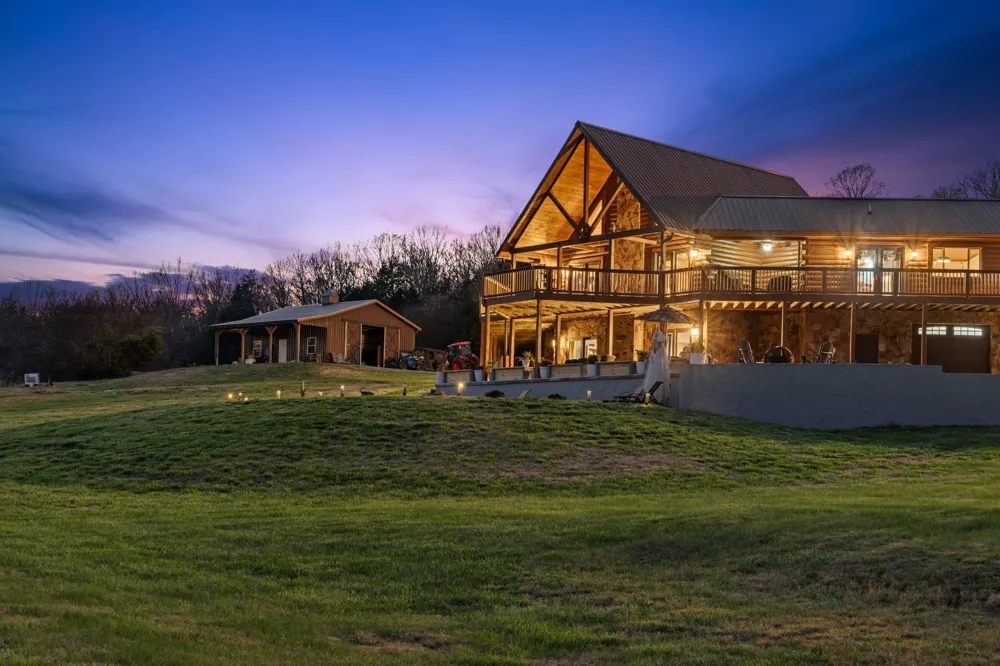 2063 Kennedy Creek Rd Auburntown, TN 37016