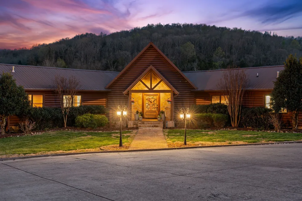 2063 Kennedy Creek Rd Auburntown, TN 37016