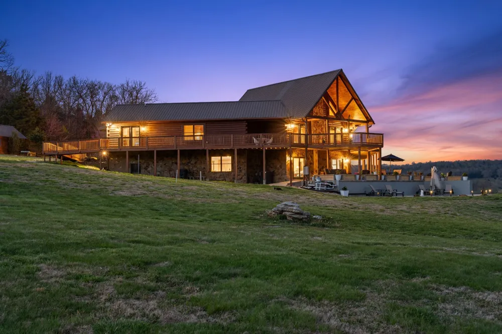 2063 Kennedy Creek Rd Auburntown, TN 37016