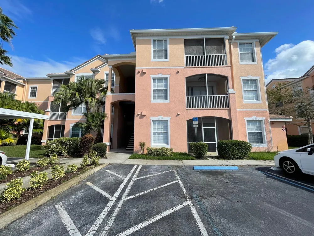 13572 TURTLE MARSH LOOP #219 Orlando, FL 32837