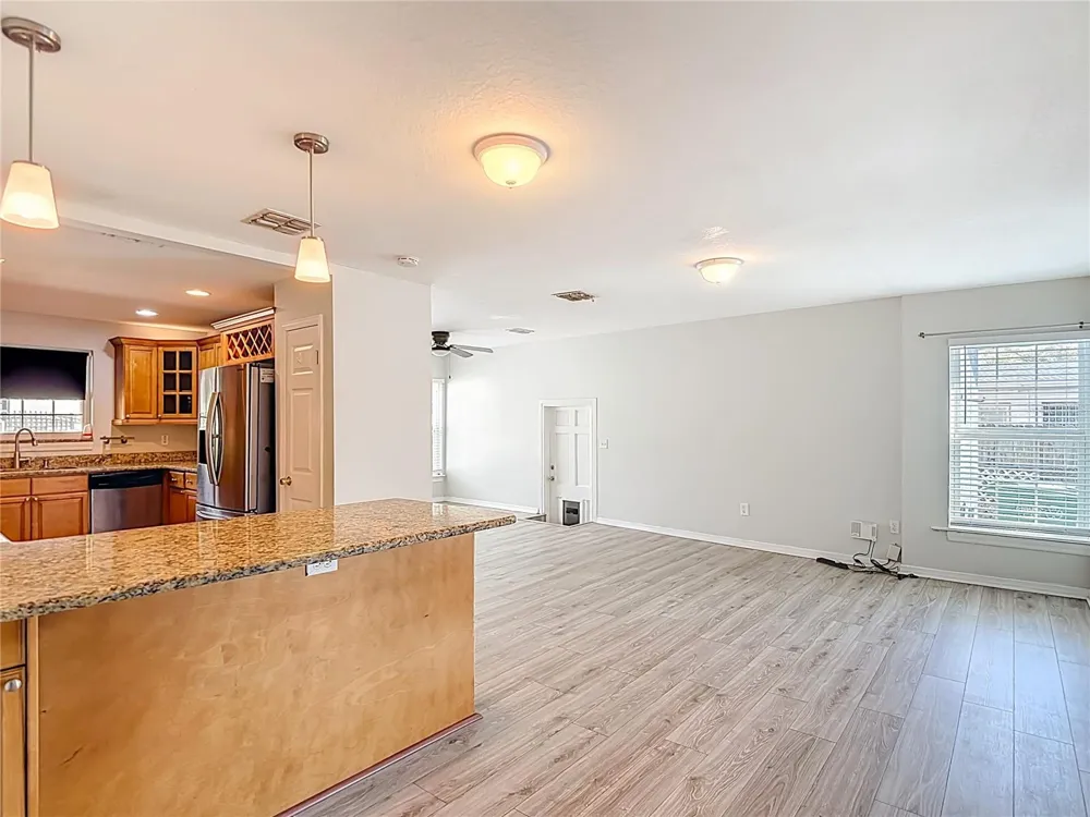 3002 W ARCH STREET Tampa, FL 33607