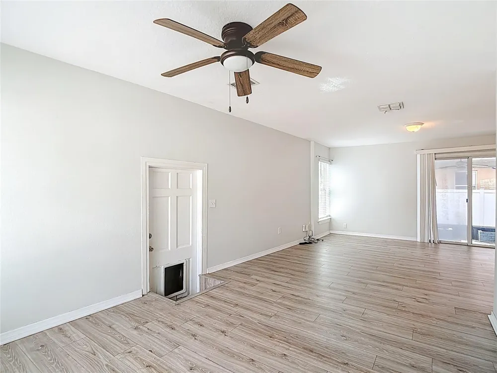3002 W ARCH STREET Tampa, FL 33607
