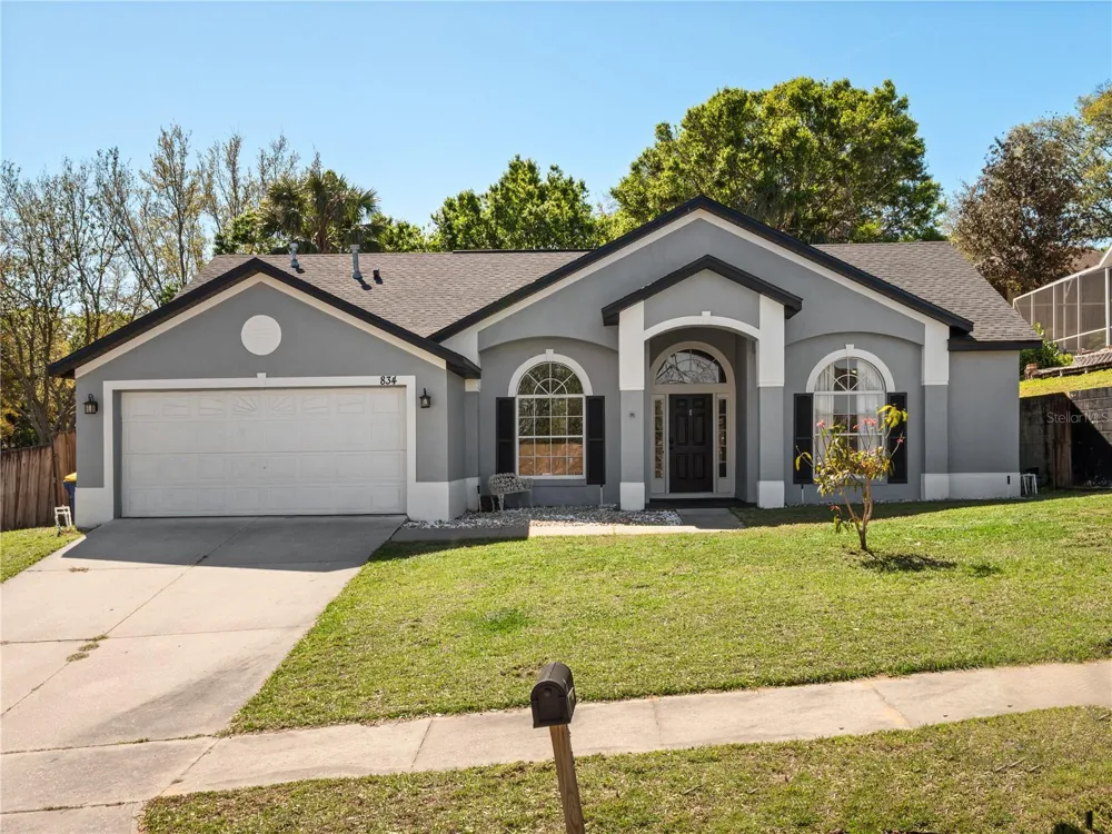 834 HIGH POINTE CIRCLE Minneola, FL 34715