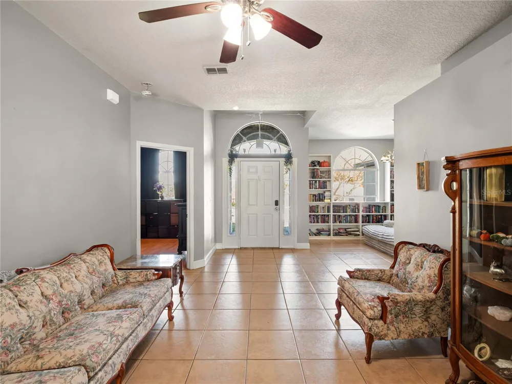 834 HIGH POINTE CIRCLE Minneola, FL 34715