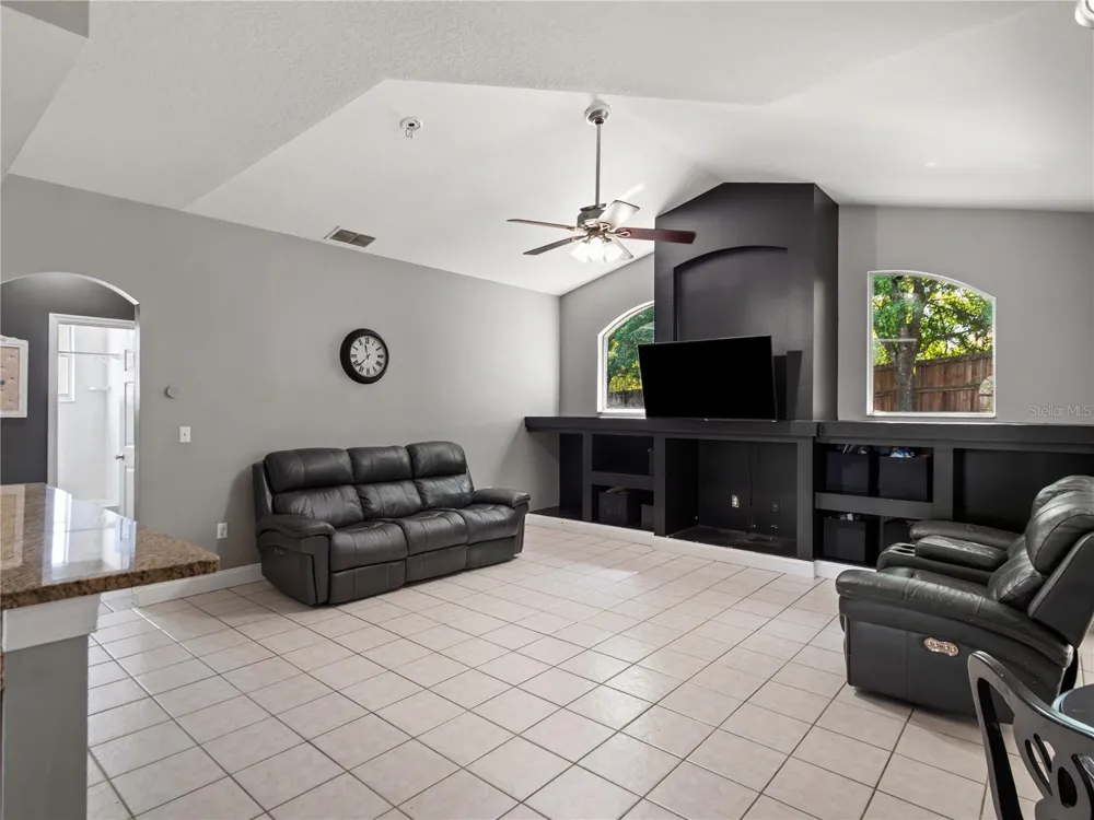 834 HIGH POINTE CIRCLE Minneola, FL 34715