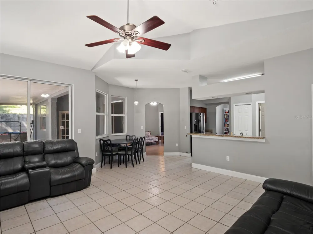 834 HIGH POINTE CIRCLE Minneola, FL 34715