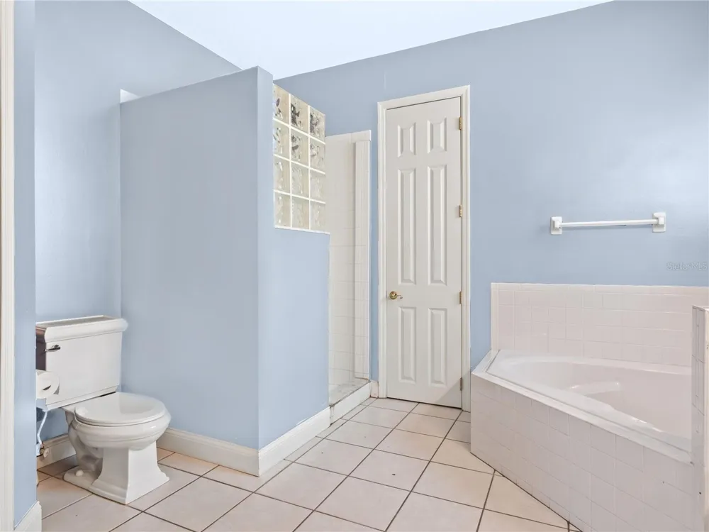 834 HIGH POINTE CIRCLE Minneola, FL 34715
