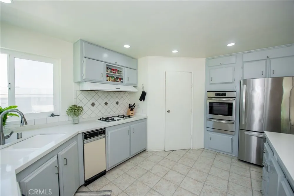 2275 W 25th Street #12 San Pedro, CA 90732