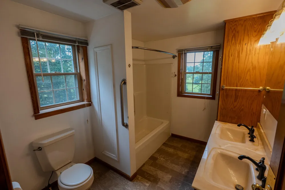 7260 W Kinsel Highway Vermontville Township, MI 49096