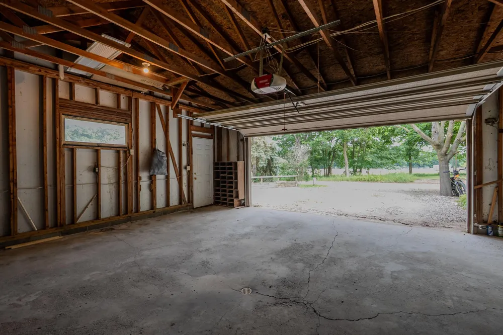 7260 W Kinsel Highway Vermontville Township, MI 49096