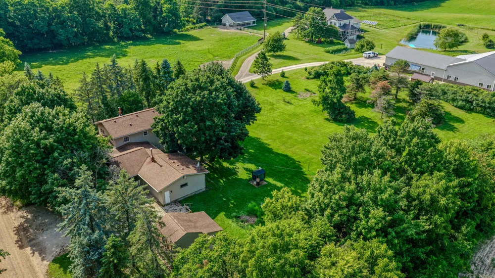 7260 W Kinsel Highway Vermontville Township, MI 49096