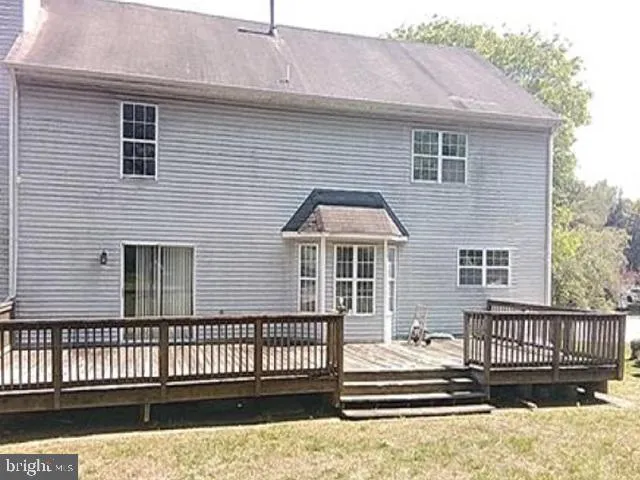 10711 FEATHERSTONE DRIVE Fort Washington, MD 20744