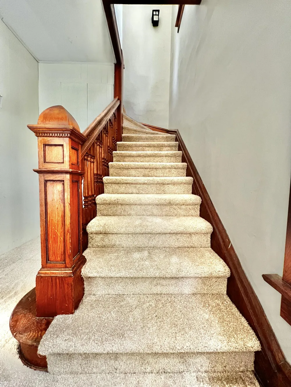 86 S Howell Street Hillsdale, MI 49242