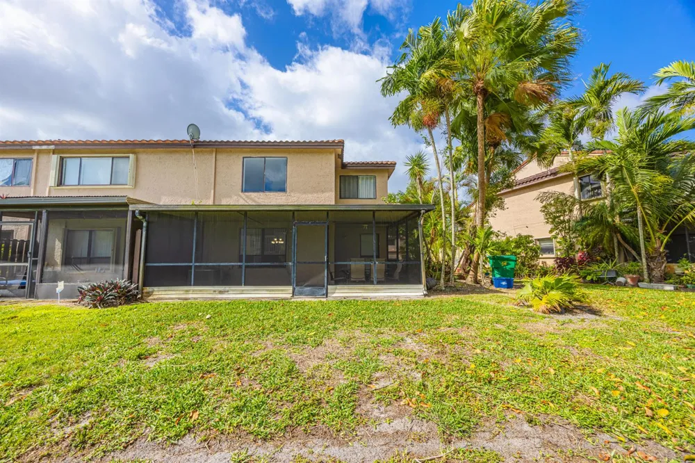 3625 Inverrary Boulevard W Lauderhill, FL 33319