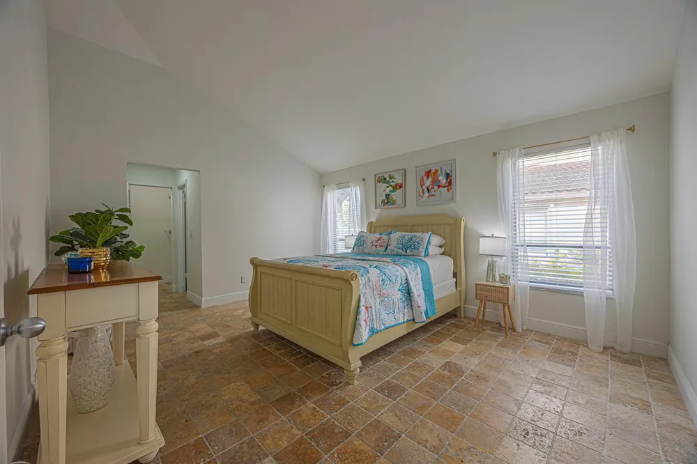 3625 Inverrary Boulevard W Lauderhill, FL 33319