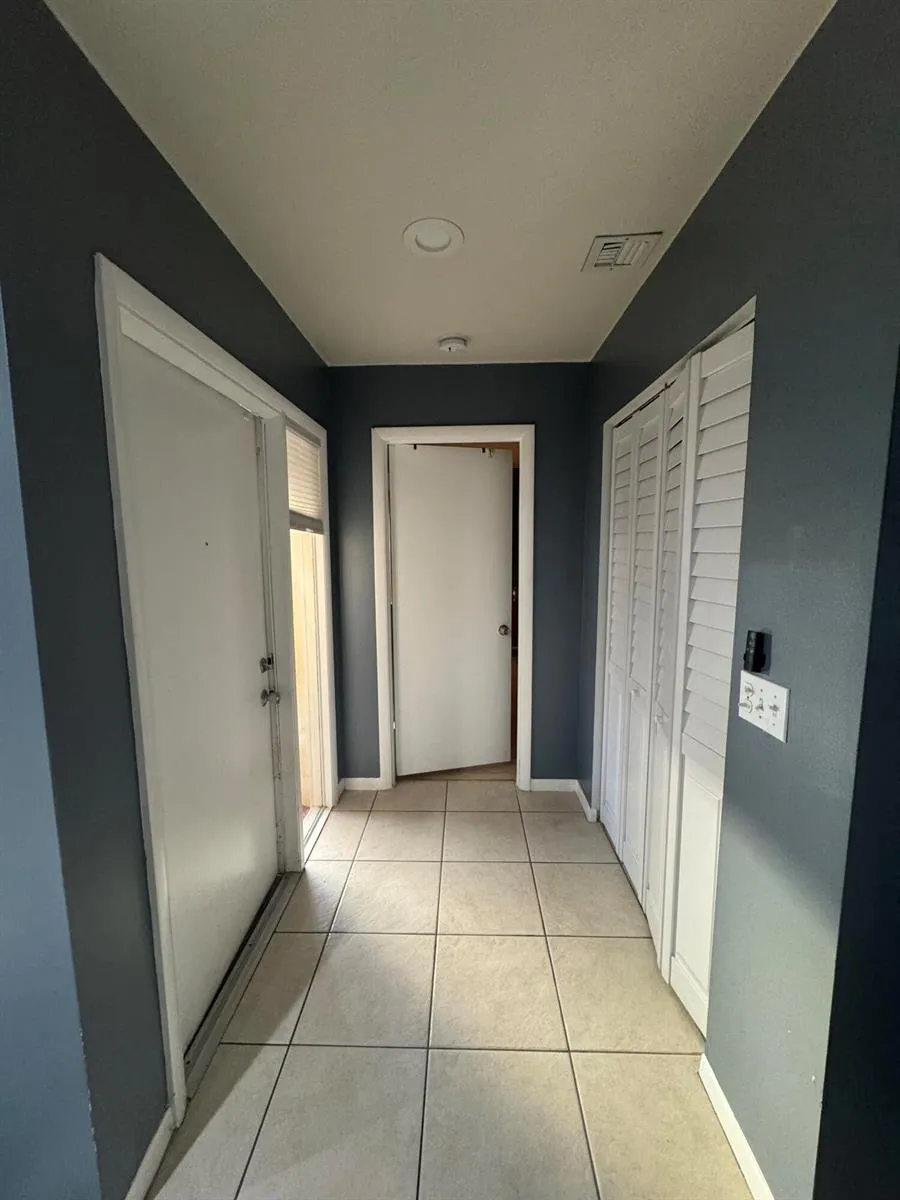 8016 AMBACH WAY #18D Hypoluxo, FL 33462