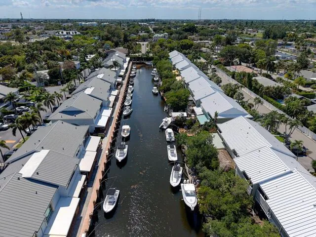 622 Mariners Way Boynton Beach, FL 33435