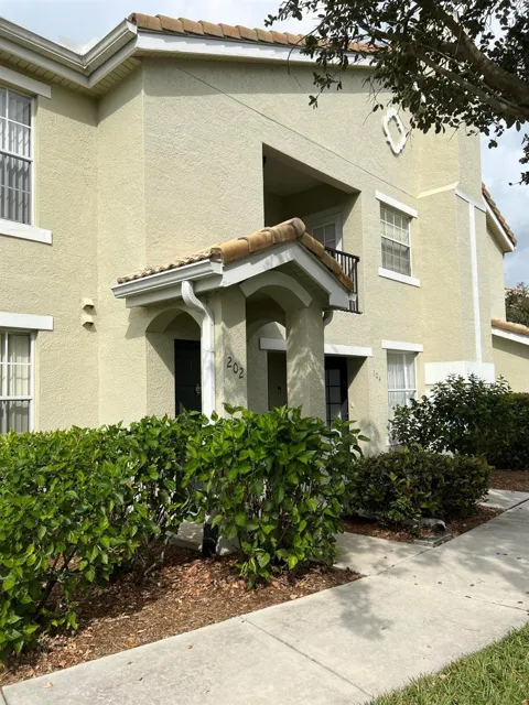128 SW Peacock Boulevard #15202