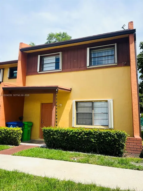 4613 NW 91st Ave
