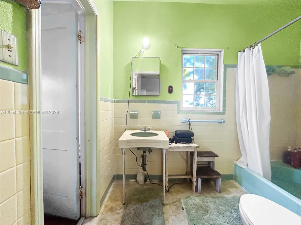 211 N 12TH ST Other City - In The State Of Florida, FL 34748
